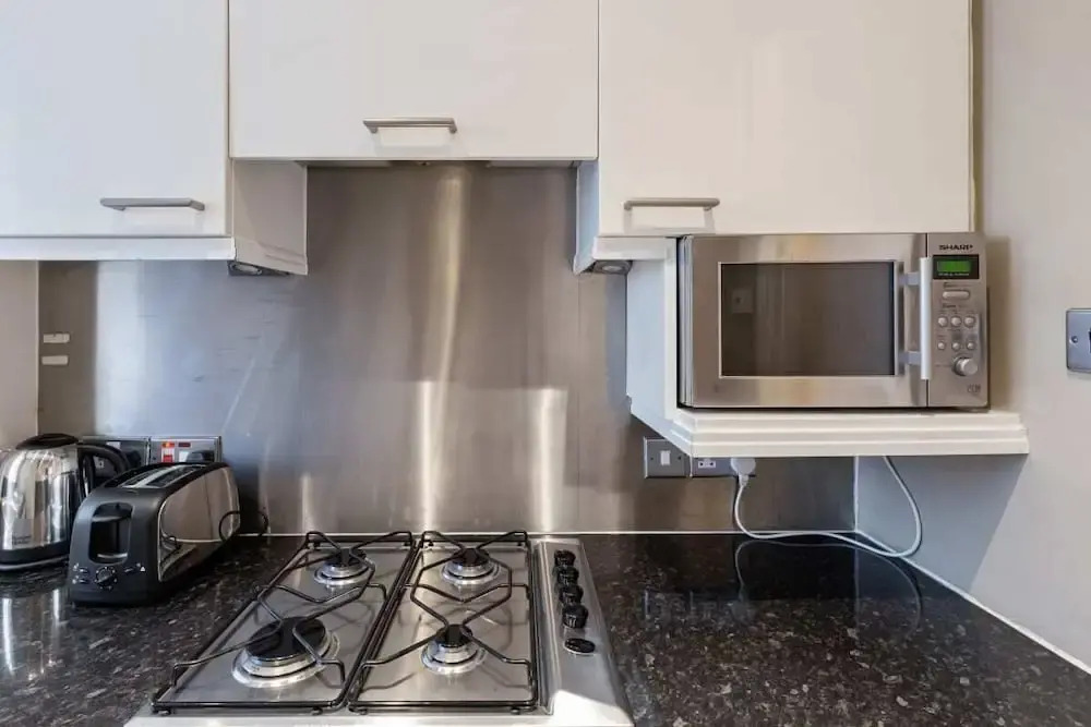 Modern & Cosy One Bedroom Apartment, Close to Tube