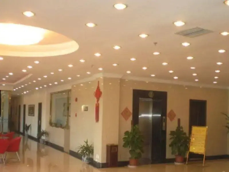 Shanghai Yichen Hotel