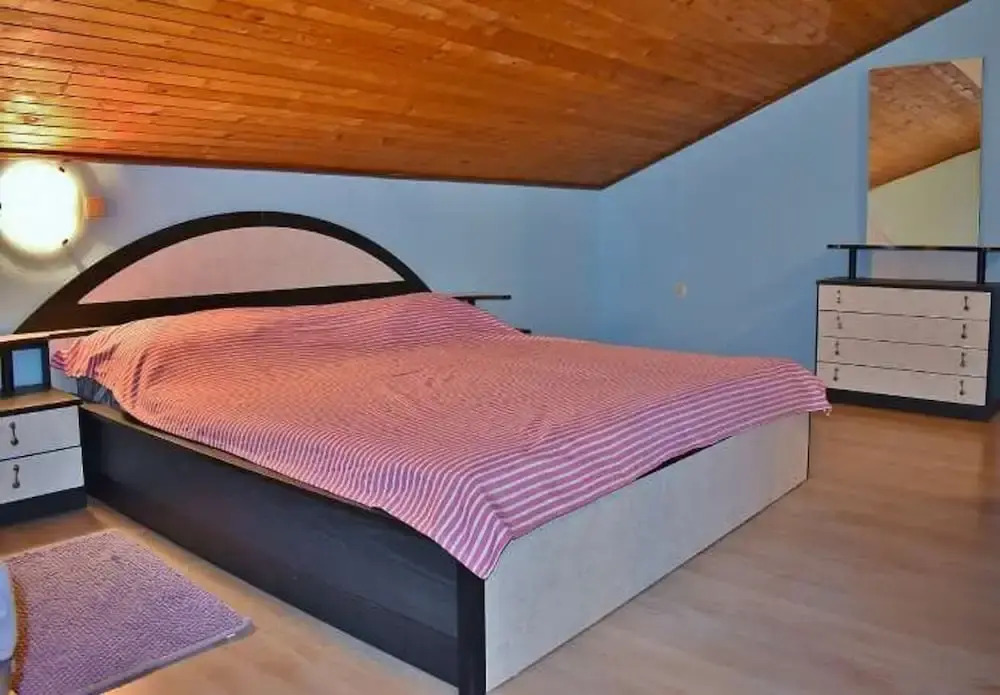 Ivans - With Parking - A3