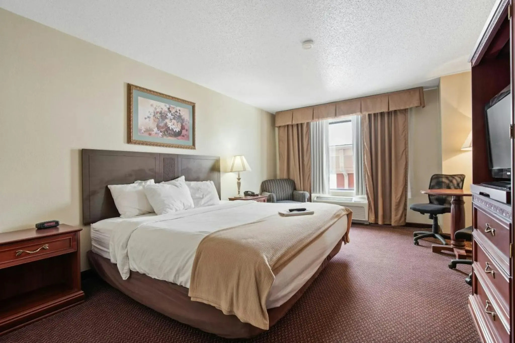 Stay USA Hotel and Suites