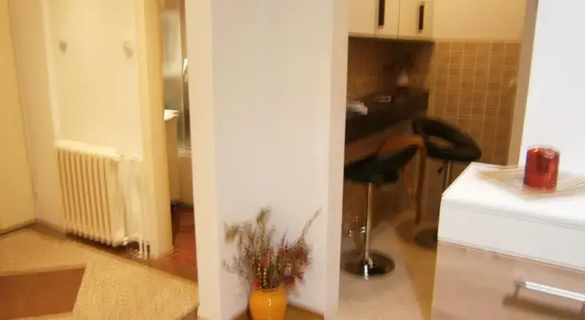 Apartment Magnet