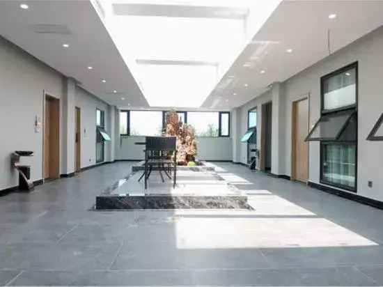 Huamei Elegant Hotel (Huashan Scenic Area Tourist Center)