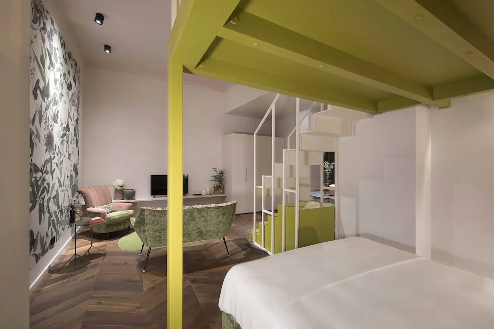 Agora - Boutique Stays