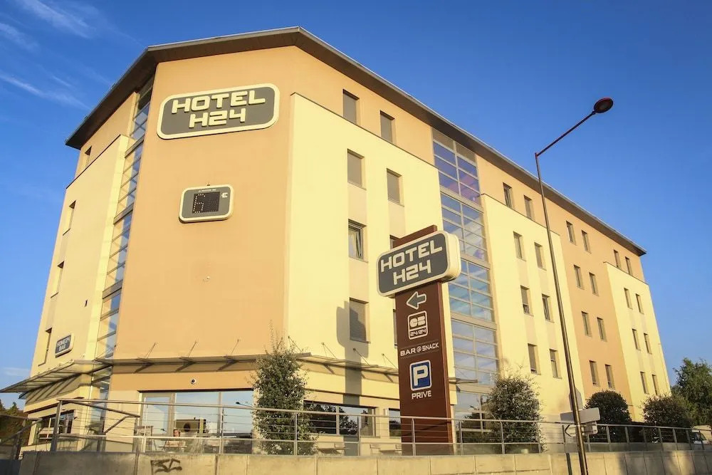 H24 HOTEL