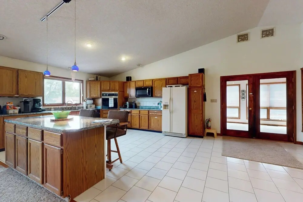 3BR Cozy Apartment w/ Mountain Views