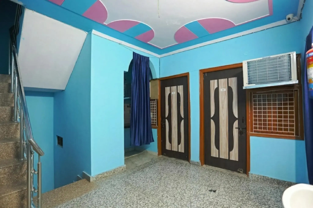 OYO 81189 City Plaza