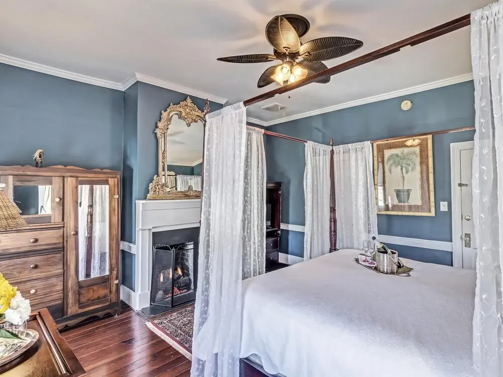 Bijou Boutique Inn