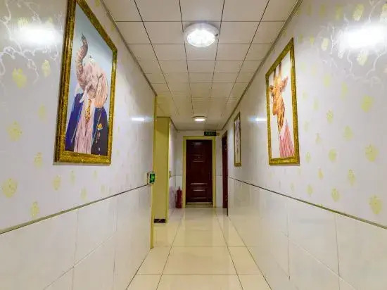 Wenxinge Hotel (Changchun Longjia airport high speed railway station store)