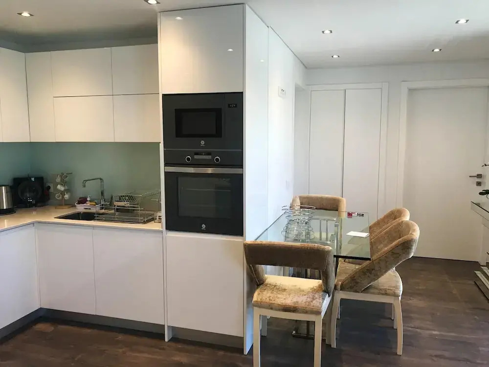Apartment With one Bedroom in Aveiro, With Wonderful sea View, Furnished Garden and Wifi - 11 km From the Beach