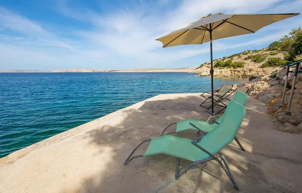 Beautiful Home in Jablanac With 4 Bedrooms and Wifi