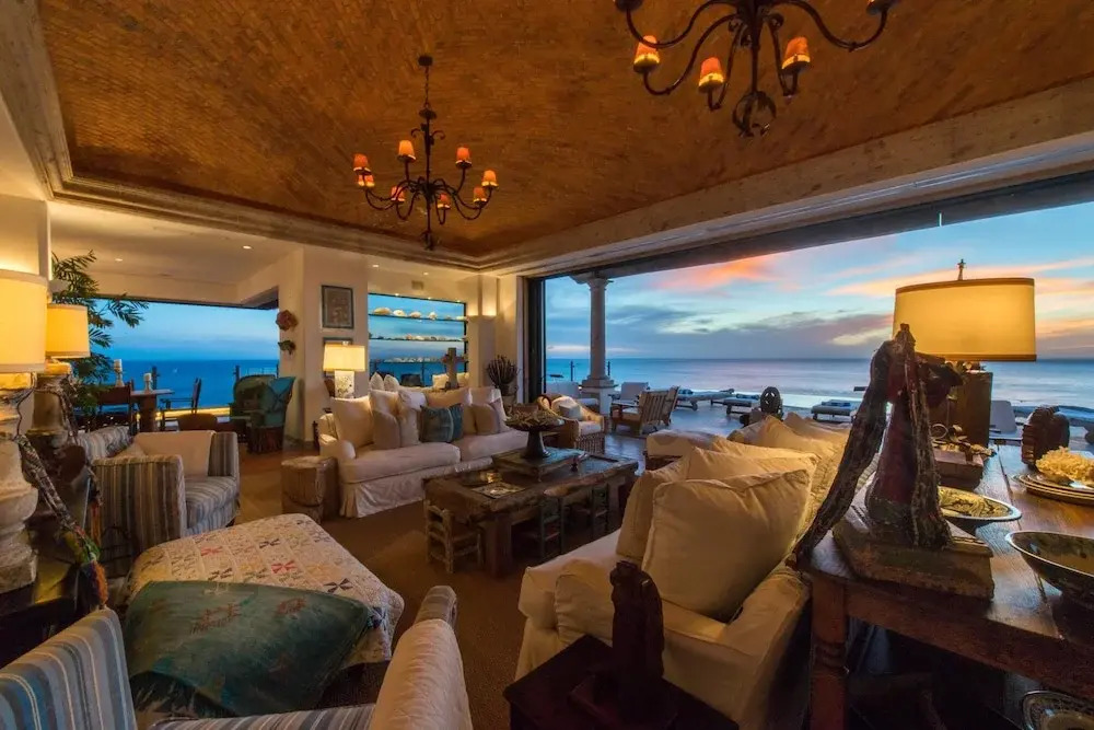 Sophisticated Cliffside Platinum Villa Turquesa 9BR Overlooking the Pacific
