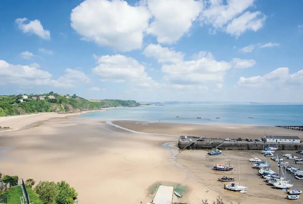 Rooftops - 1 Bedroom Apartment - Tenby