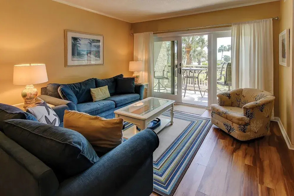 Shorewood 136 by RedAwning
