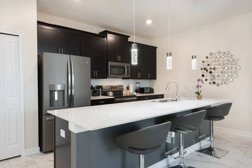 Luxury house in Storey Lake