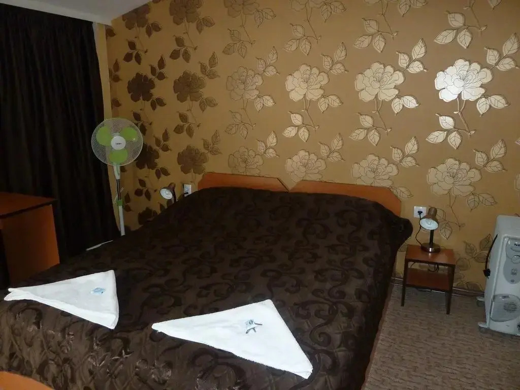 Tarnovski Dom Guest Rooms