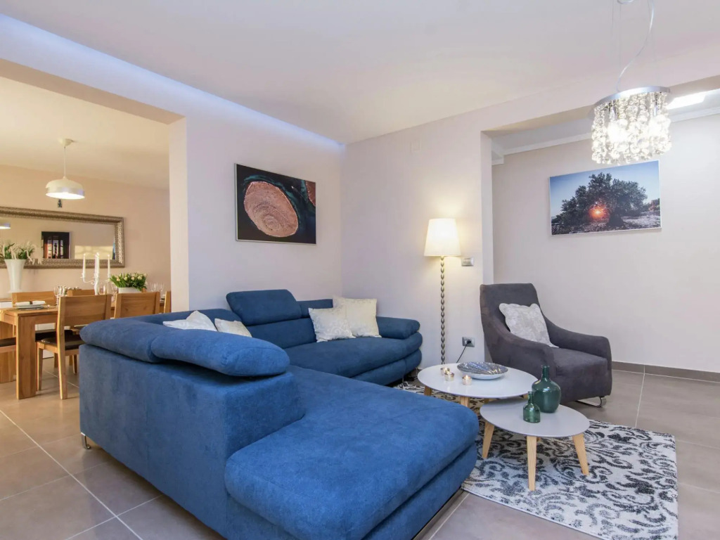 Villa with Private Heated Pool