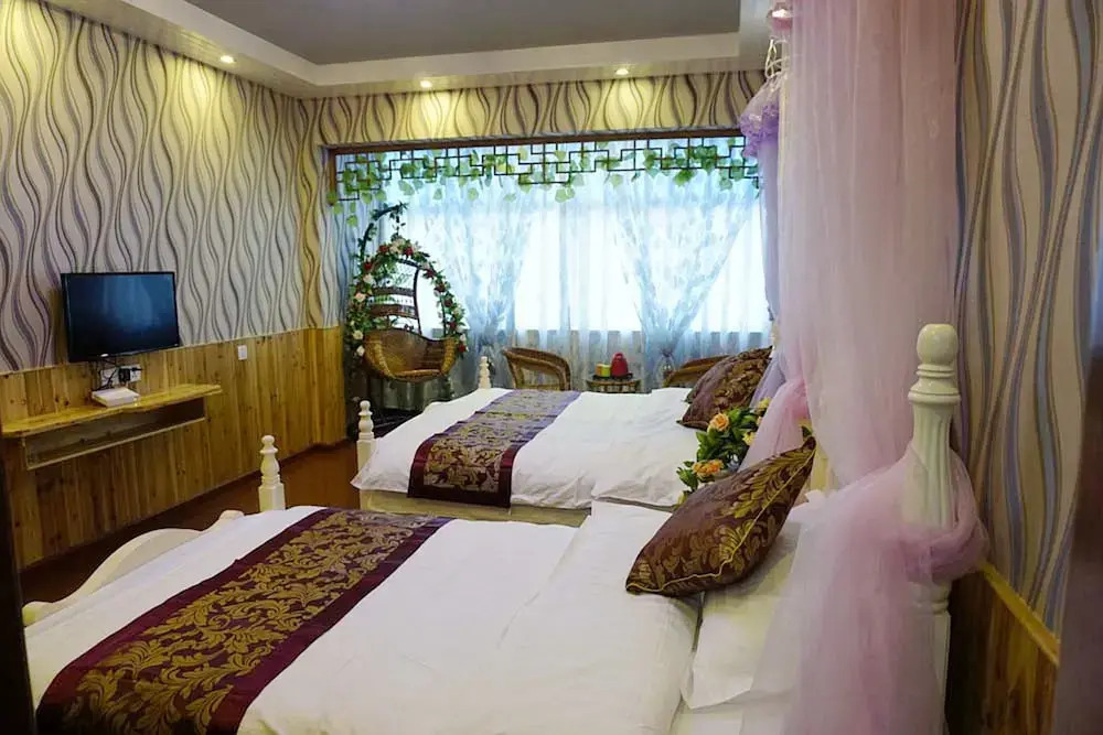 Wuzhen West Tale Theme Inn