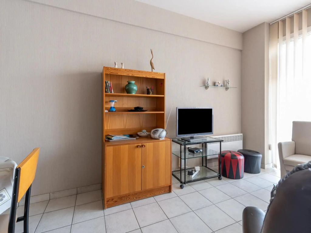Snug apartment in Blankenberge with sea-views