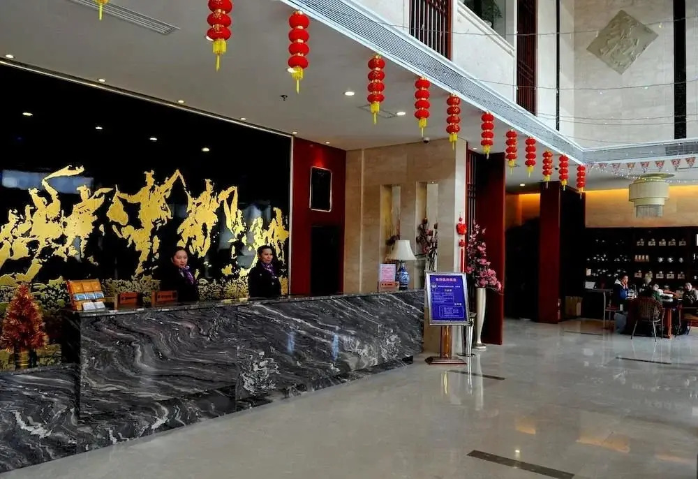 Yanan Rootlots Hotel