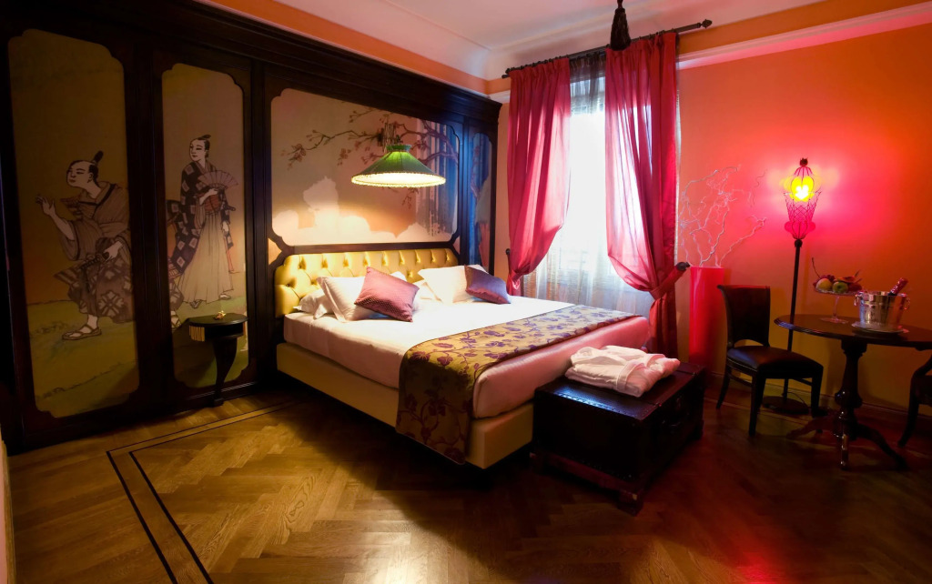 Grand Hotel Savoia Genova, Curio Collection by Hilton