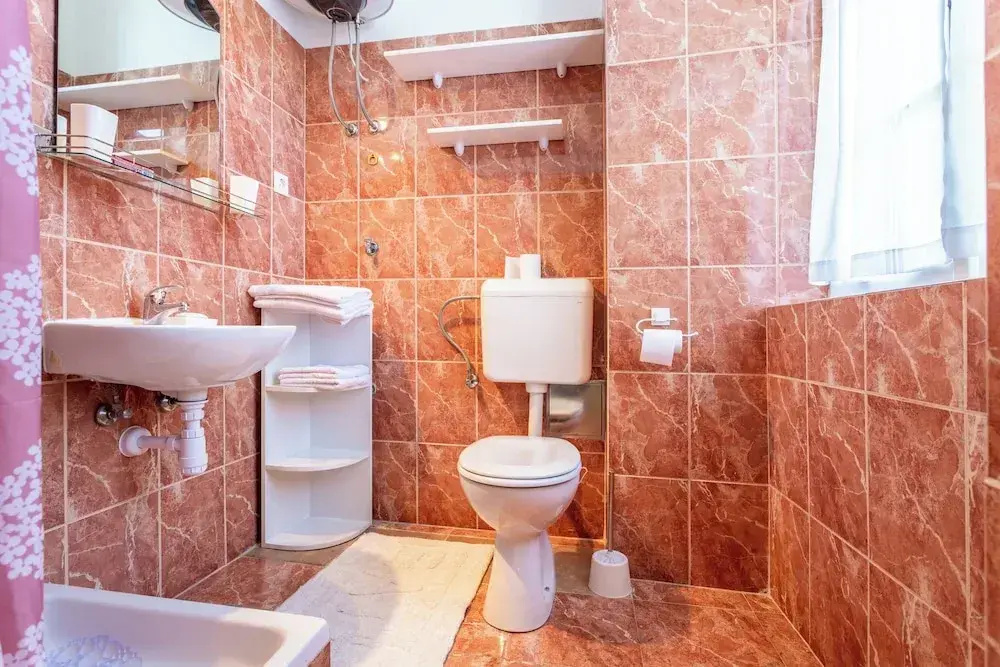 Traditional apartment Bacvice, 3 min walk to the beach