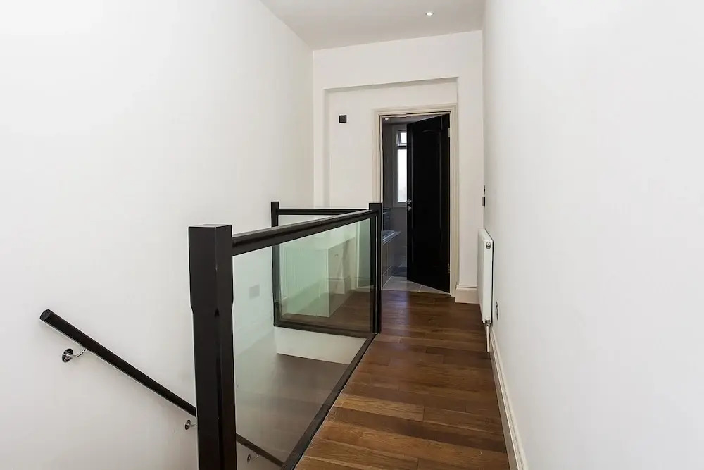 Newly Renovated 2 Bed in Wimbledon Village