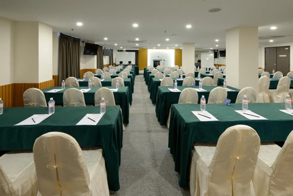 E-RED HOTEL KUANTAN