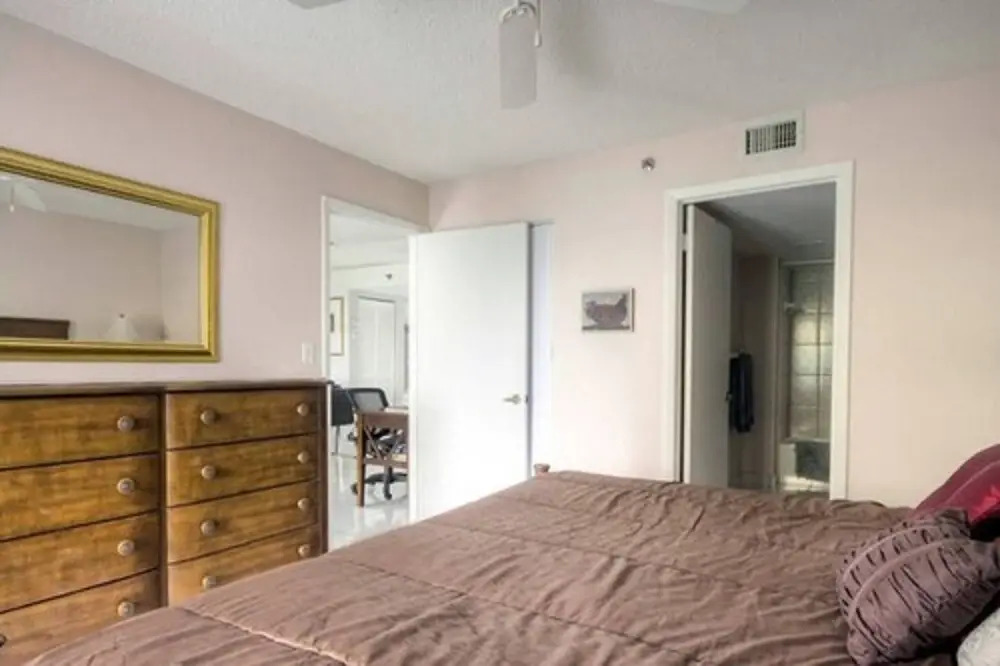 Le Frontenac 404 by Go Florida Condo