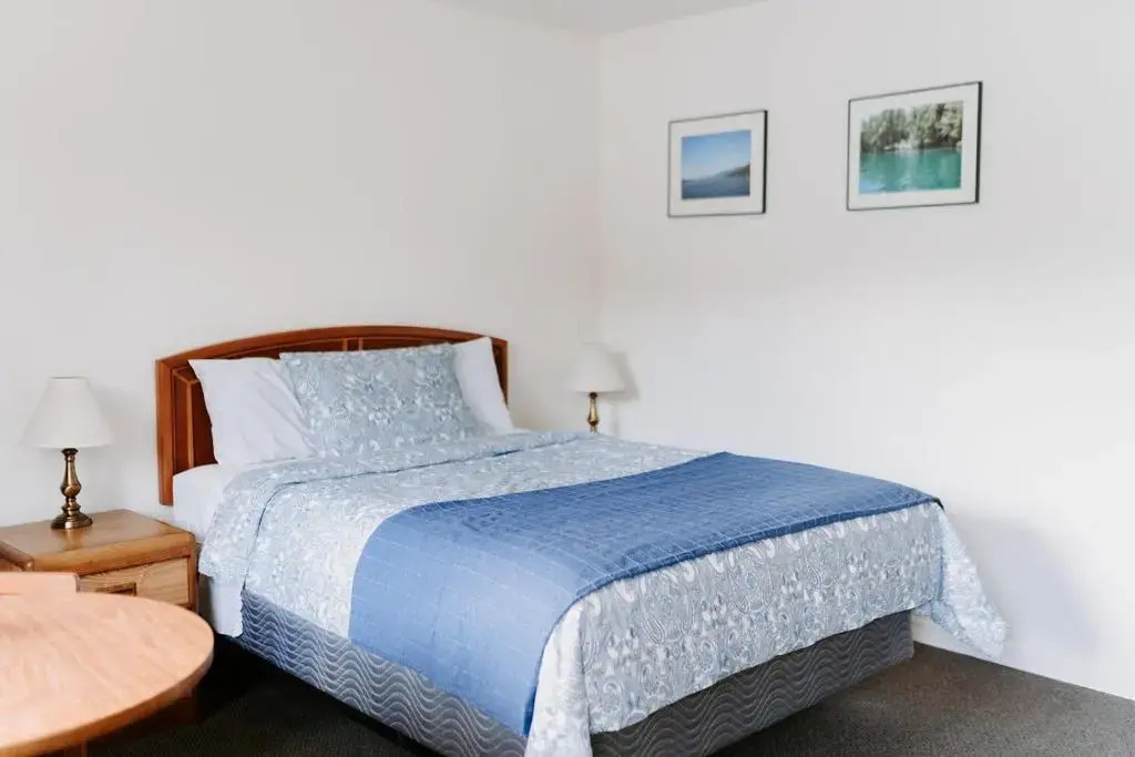Blue Moon Motel