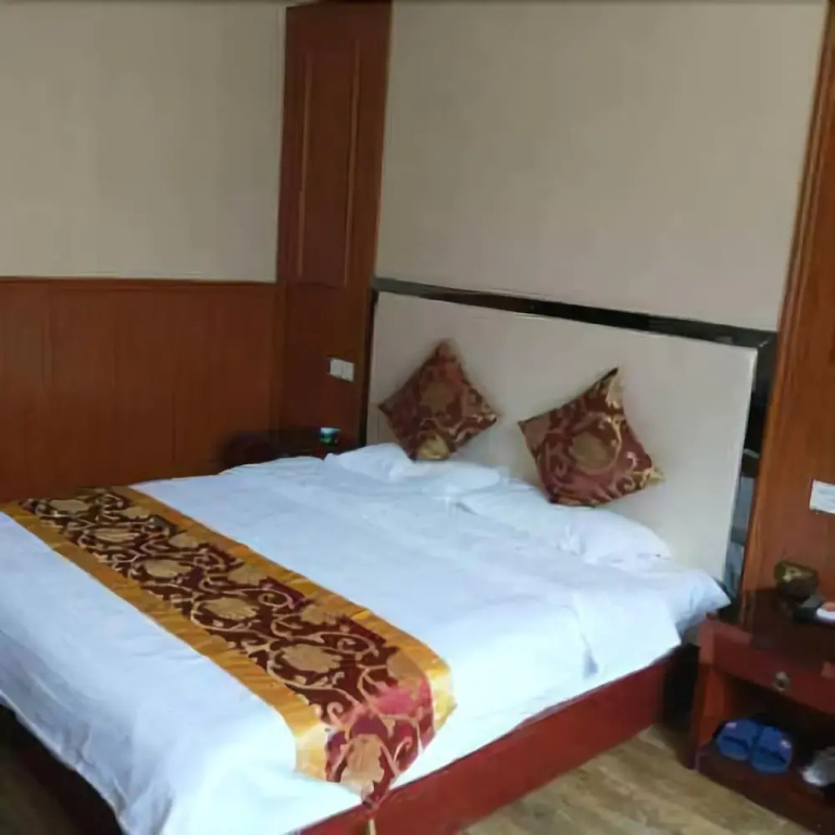 Jinxiu Lidu Holiday Hotel