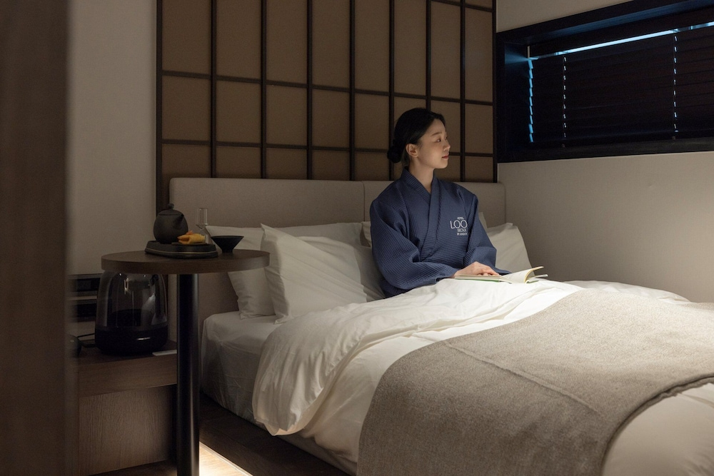 LOOP Seoul Hotel Retreat by Anook Seoul Gangnam 1st