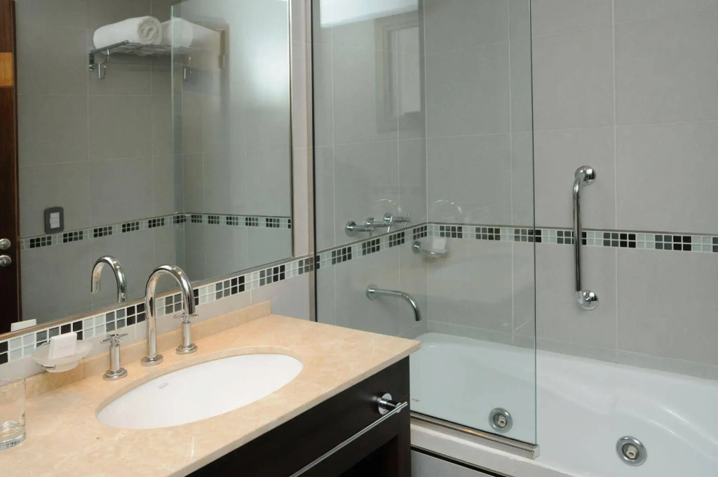 VMA Suites- Del Bono