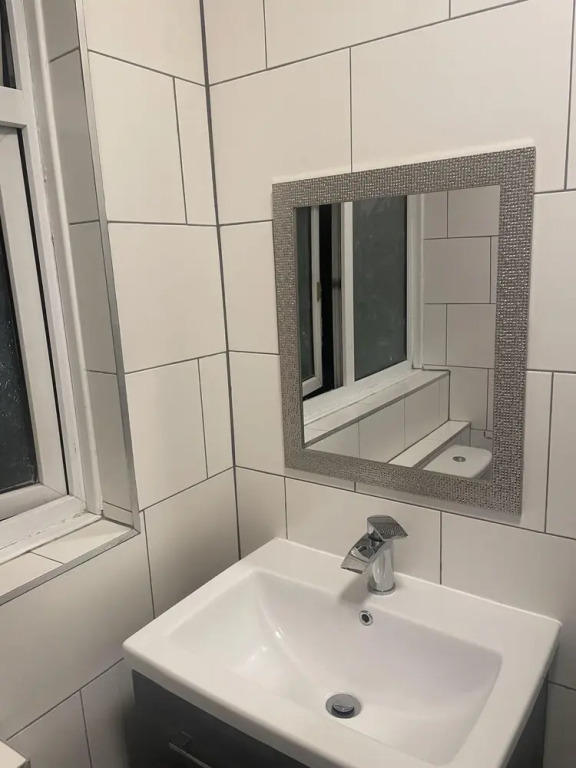 Captivating 3-bed Apartment in Central London