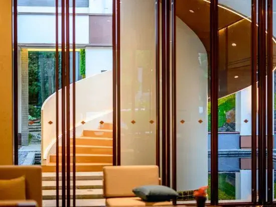 Juchunyuan·Wolong Villa Hotel