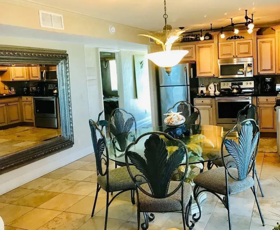 Sanibel Siesta on the Beach Unit 608 2 Bedrooms 2 Bathrooms Condo