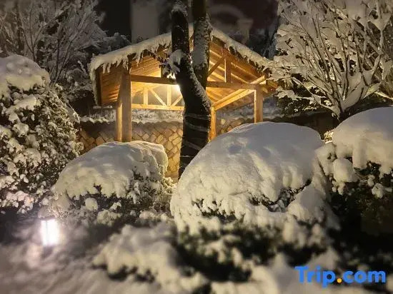 Wuyi Huakaishengdu Hot Spring Resort Hotel