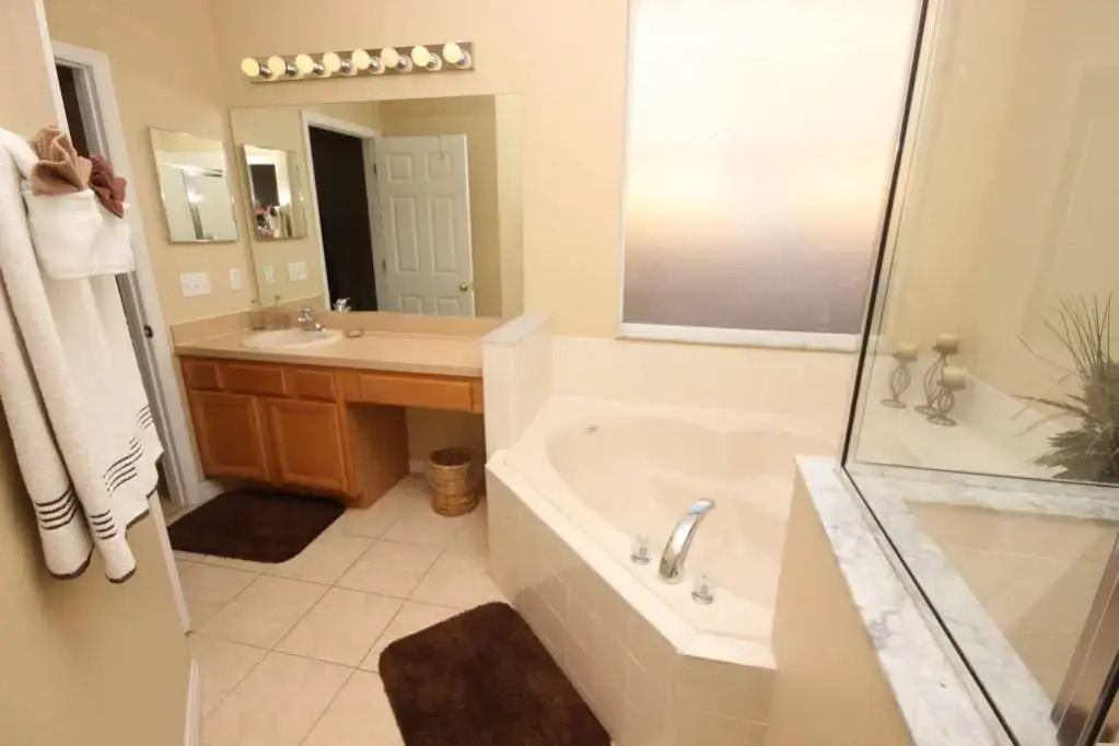 Seasons - 6 Br Private Pool Home West Facing Game Room - Sfh 46000