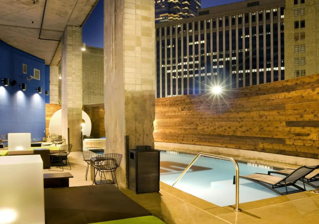 Aloft by Marriott Dallas Downtown