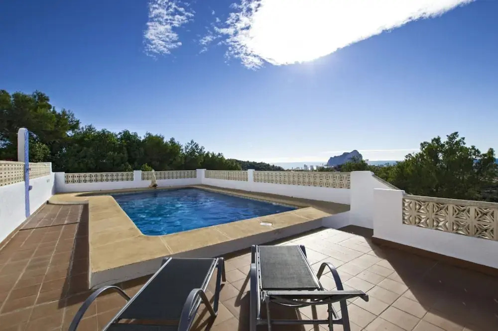 Villa - 2 Bedrooms with Pool, WiFi and Sea views - 105016