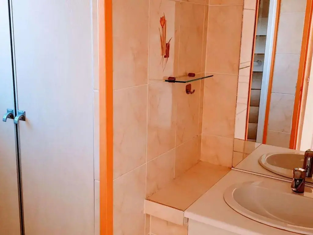 Appartement Cavalaire-sur-Mer, 3 pièces, 4 personnes - FR-1-100-249