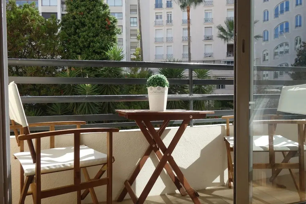 Rouaze Two Bedroom