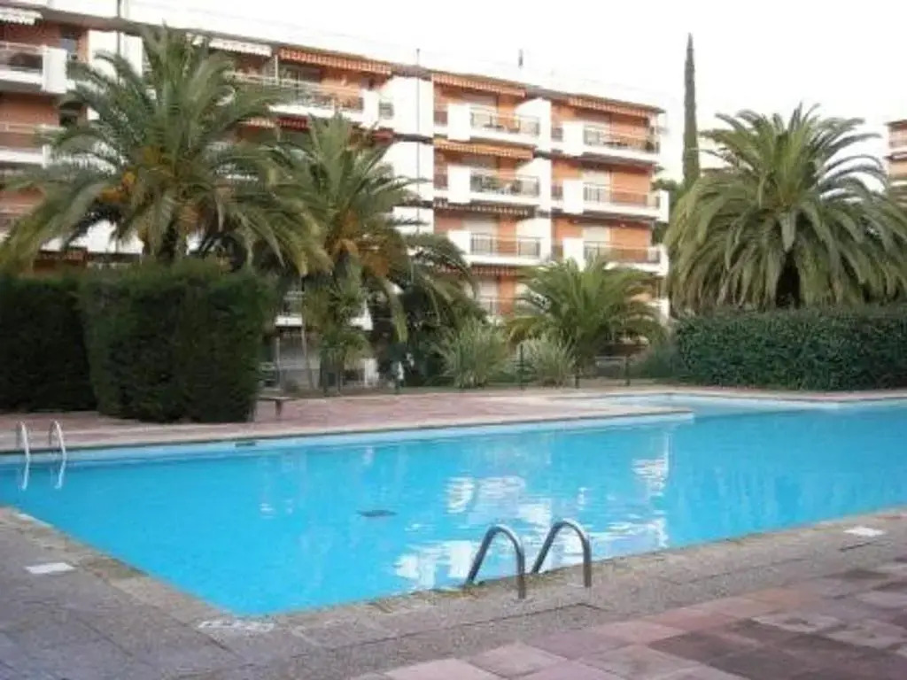Appt 3 pièces avec piscine proche centre ville, 4 couchages, Saint-Raphaël - FR-1-226A-144