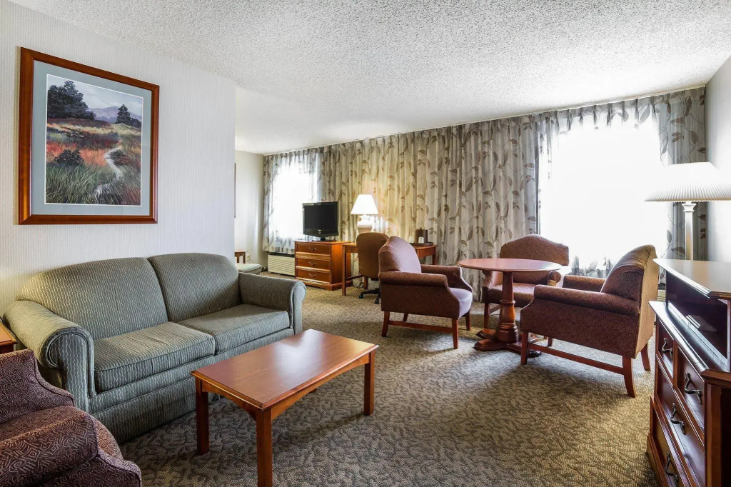 Comfort Inn at Buffalo Bill Village Resort