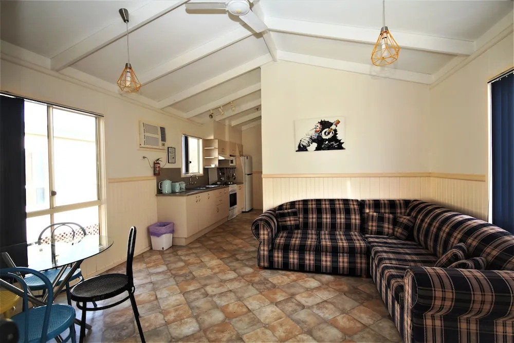 Amaroo Resort