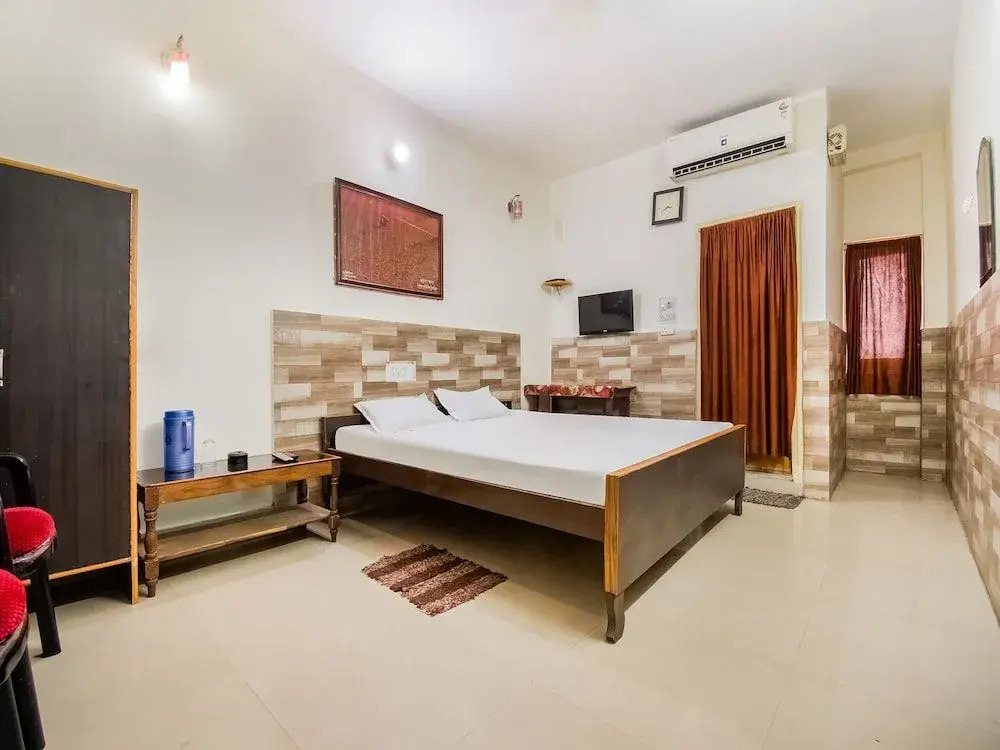 SPOT ON 8003 Hotel New Akash