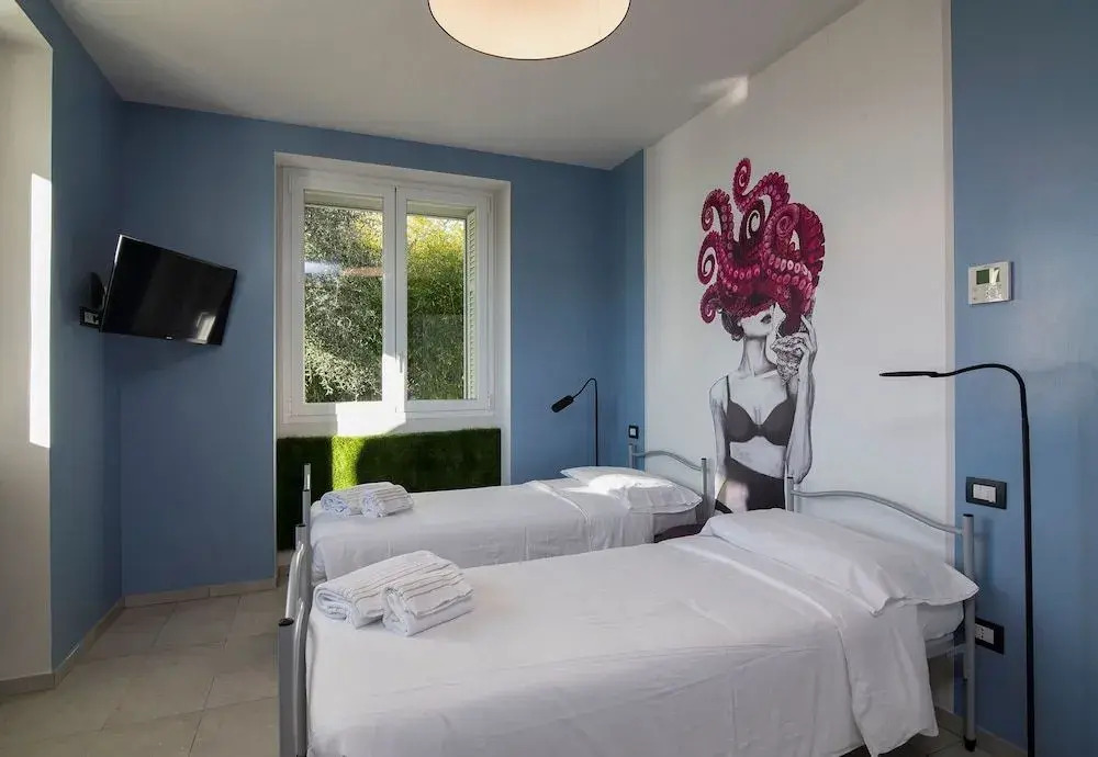La Lincolnia - with Garden and Seaview - Happy Rentals