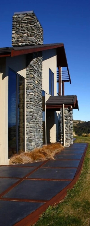 Parautane Lodge
