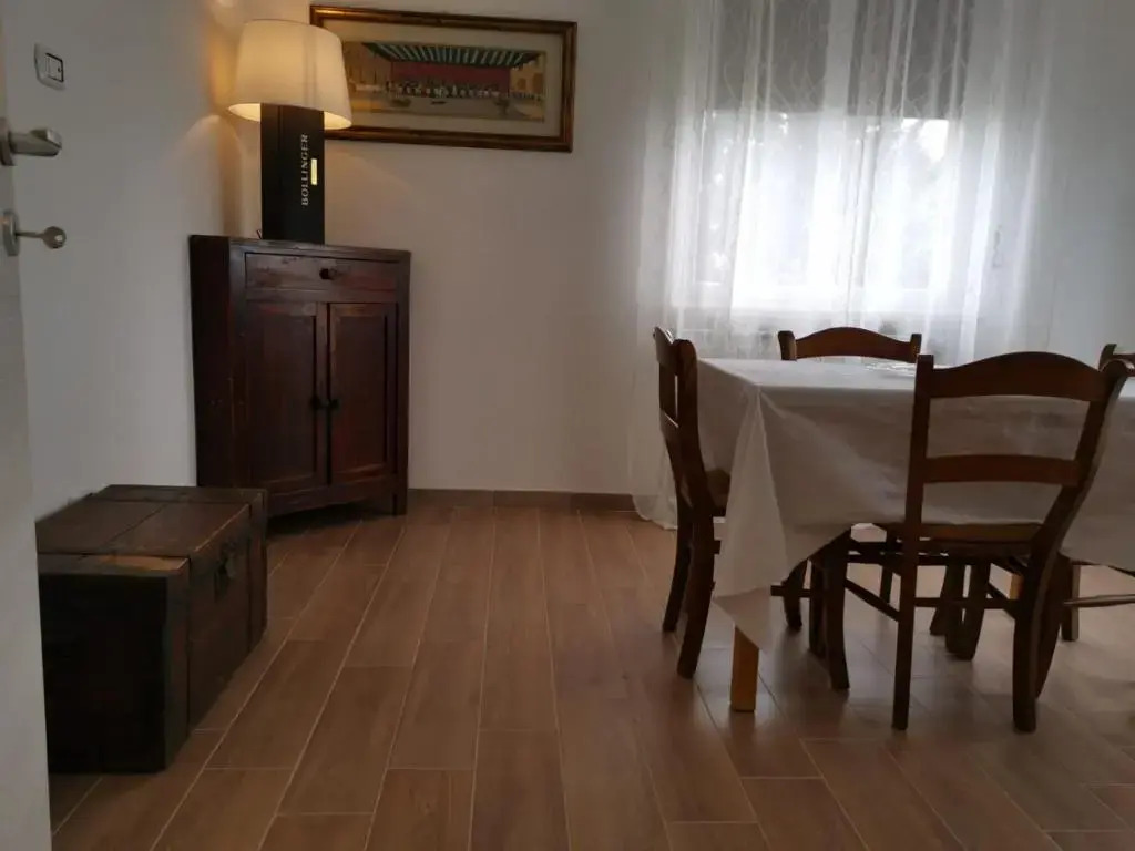 B&B Belli Dentro