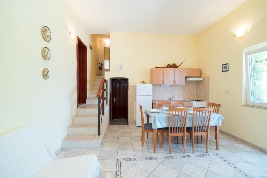 Apartment Orange