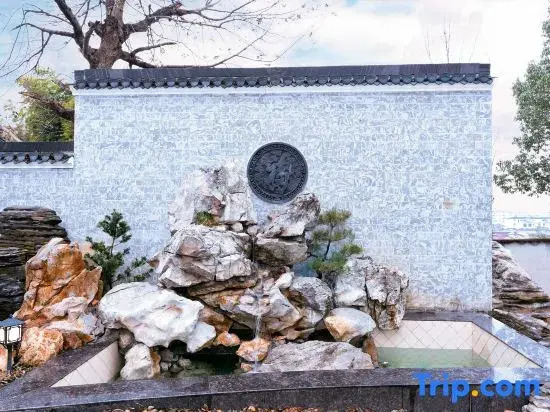 Huiyin Mountain Residence Homestay (Jing County Urban Area)